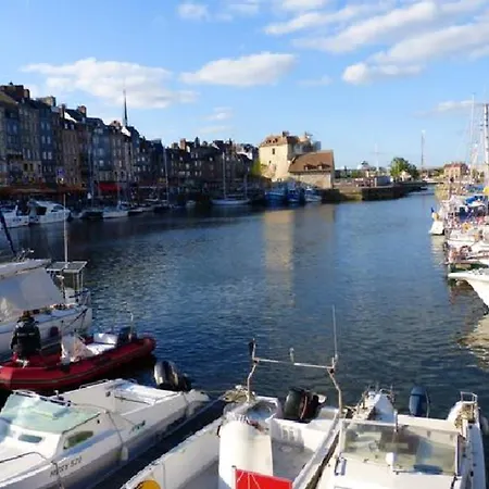 D'une Avec Wifi A Honfleur A 2 Km De La